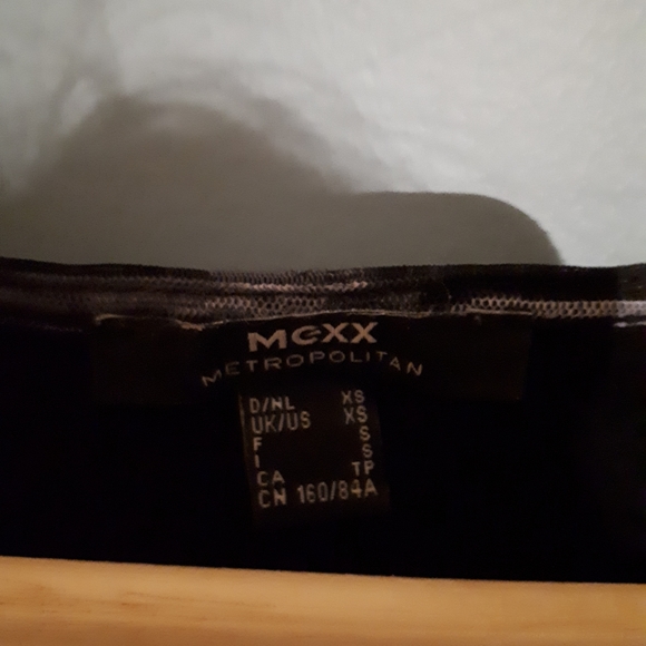 Dress - Picture 4 of 4